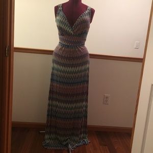 Loveappella Maxi Dress